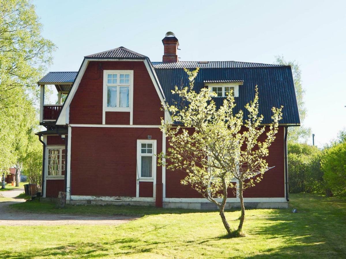 Orsastuguthyrning-Kyrkbyn Villa Dış mekan fotoğraf